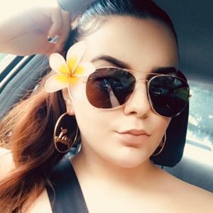 Meet your Posher, Sidney